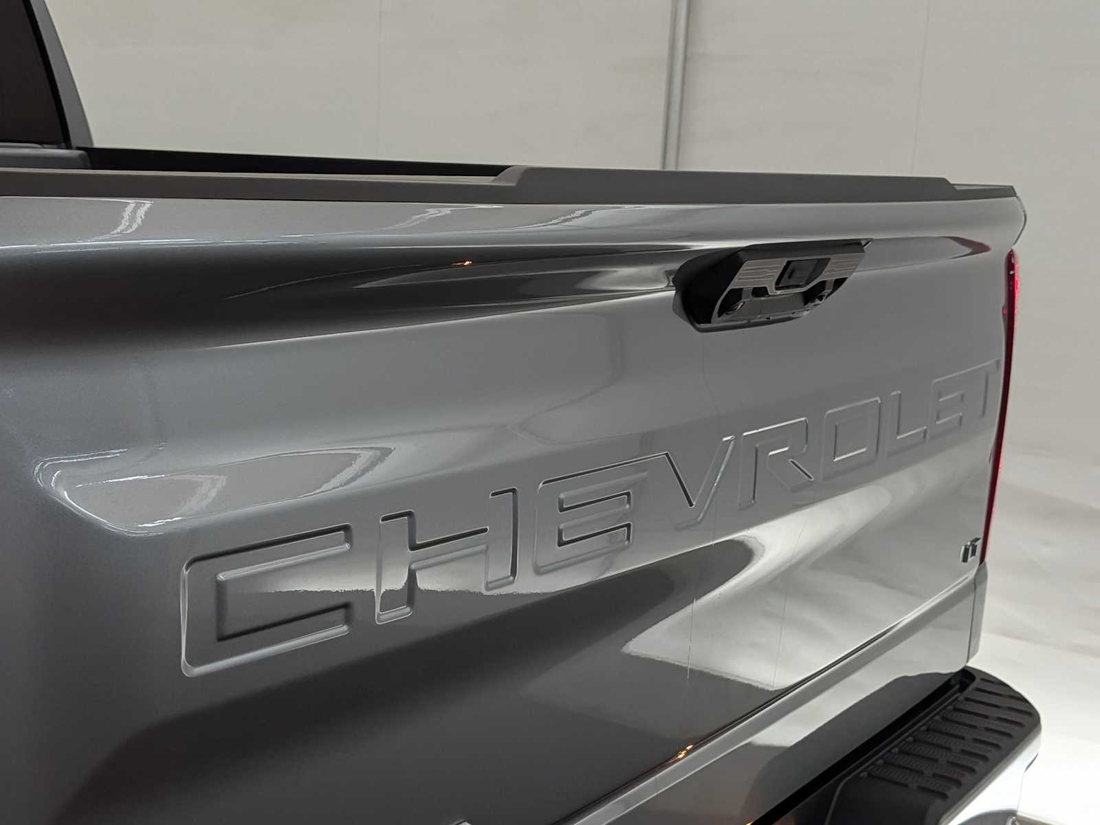 Thumbnail: 2026 Chevrolet Silverado 1500 - 14