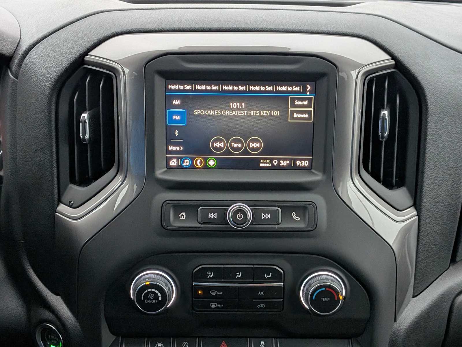 Thumbnail: 2025 Chevrolet Silverado 1500 - 28