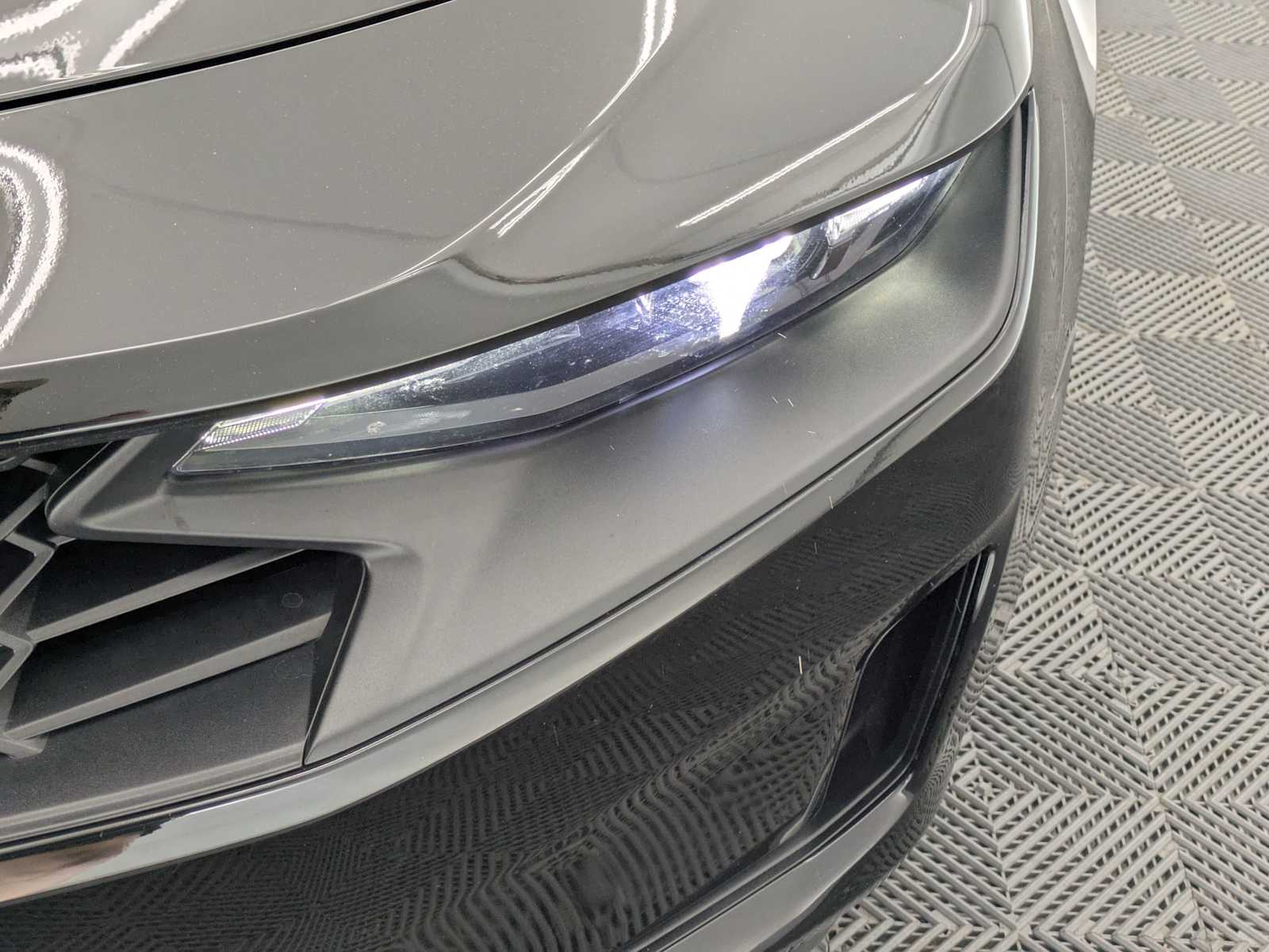 Thumbnail: 2019 Chevrolet Camaro - 10