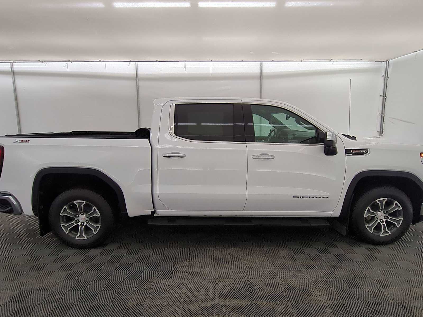 Thumbnail: 2023 GMC Sierra 1500 - 7