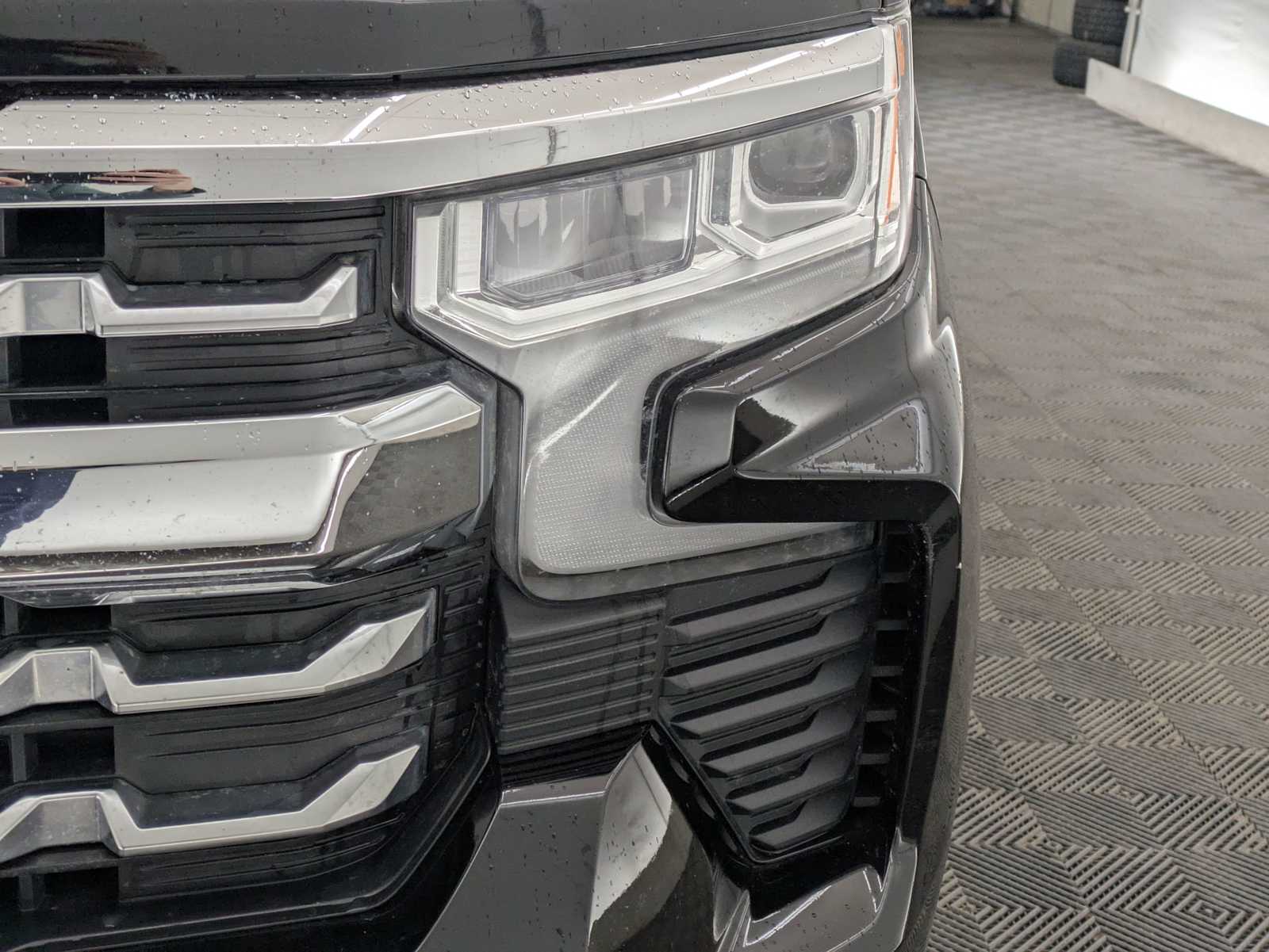 Thumbnail: 2024 Chevrolet Silverado 1500 - 10