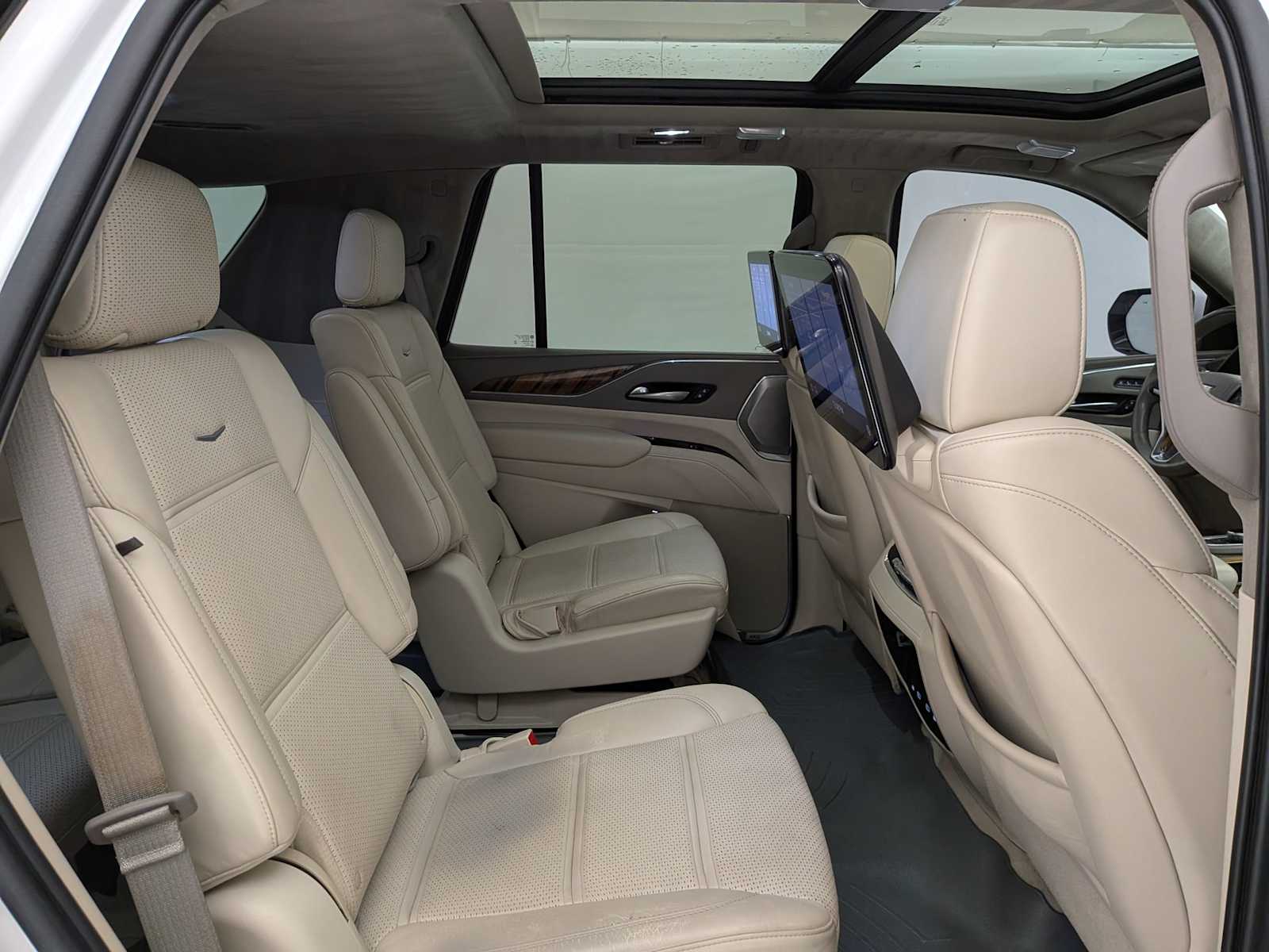 Thumbnail: 2021 Cadillac Escalade - 22