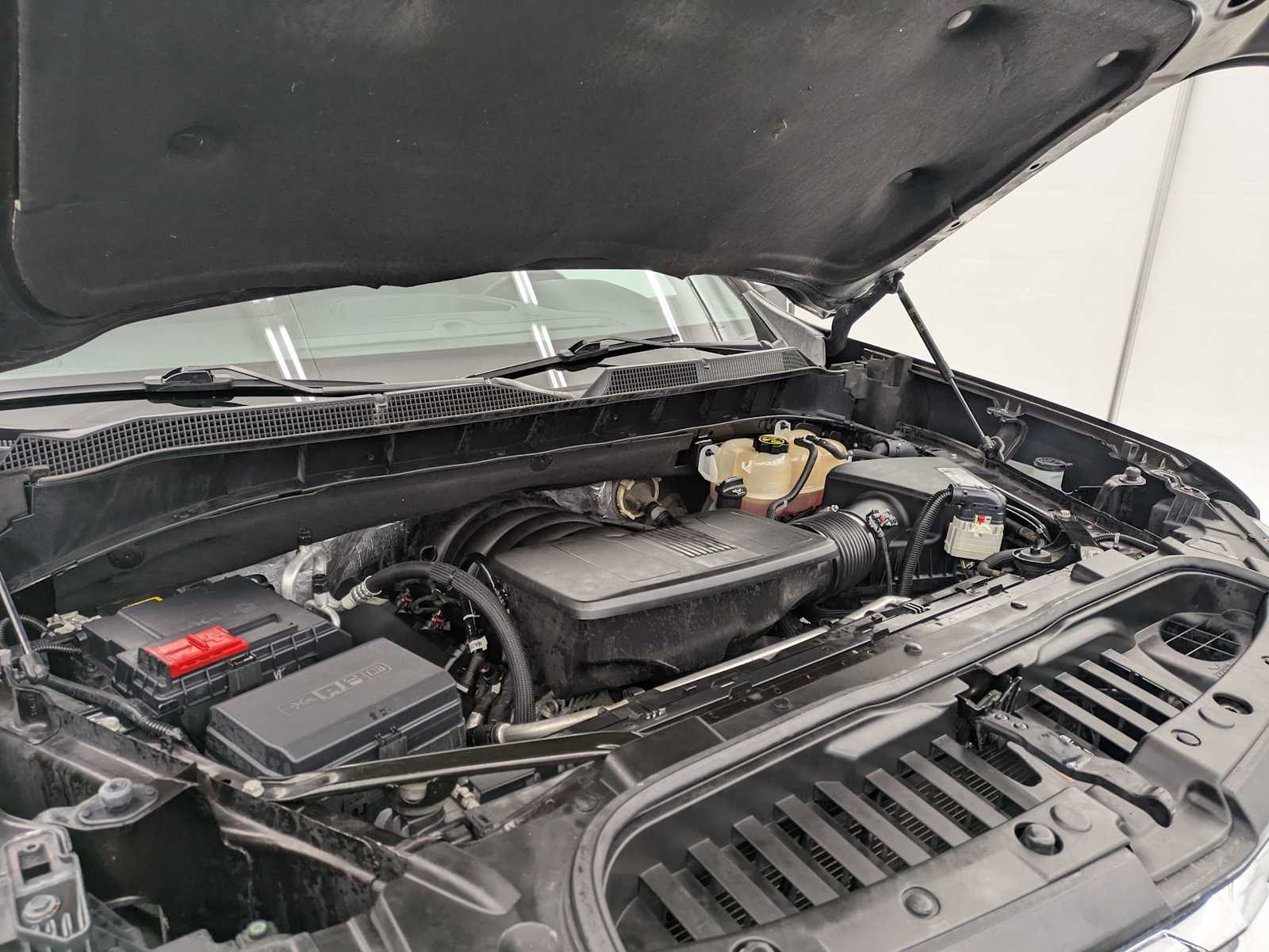 Thumbnail: 2020 Chevrolet Silverado 1500 - 15