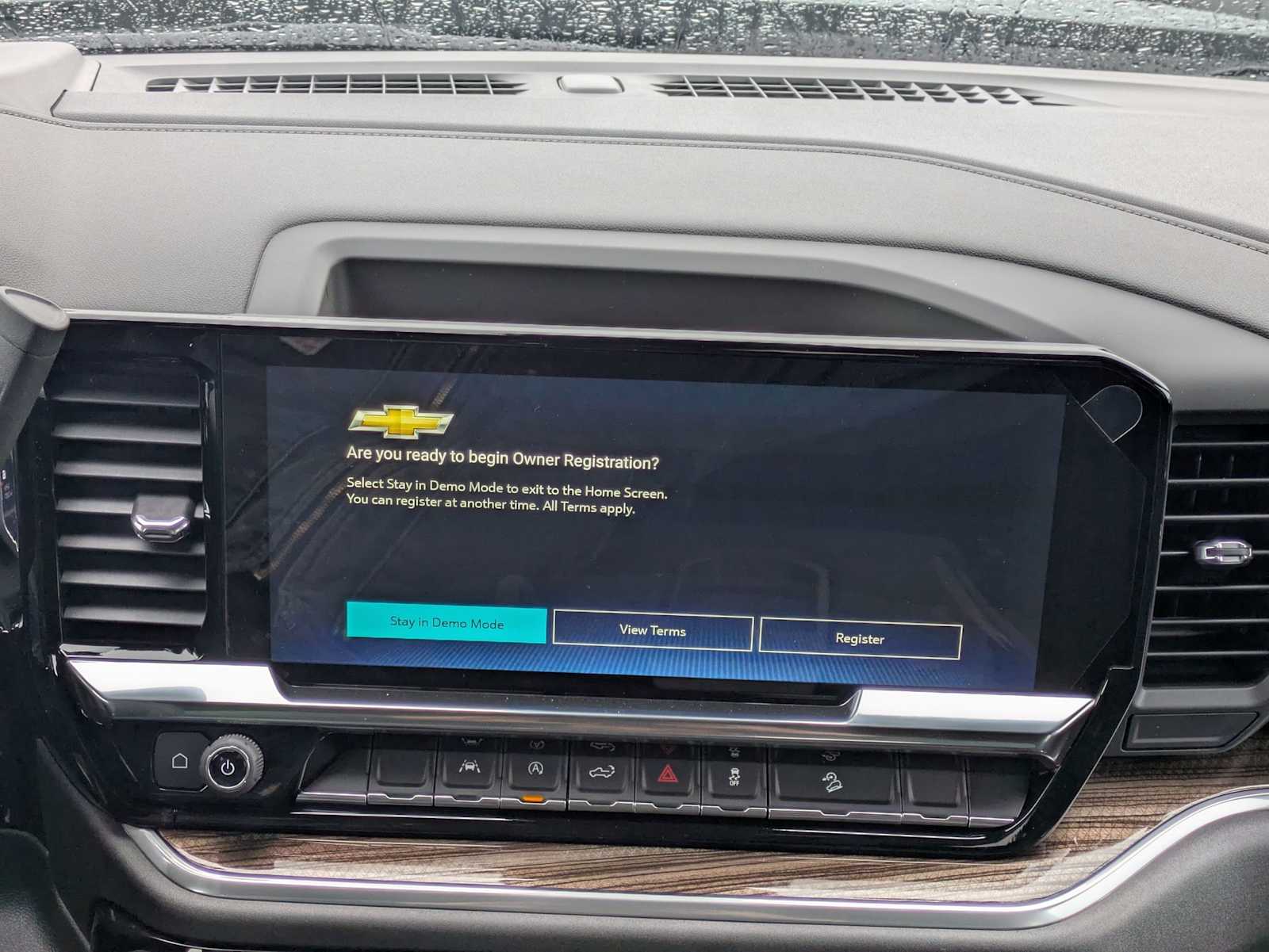 Thumbnail: 2026 Chevrolet Silverado 1500 - 28