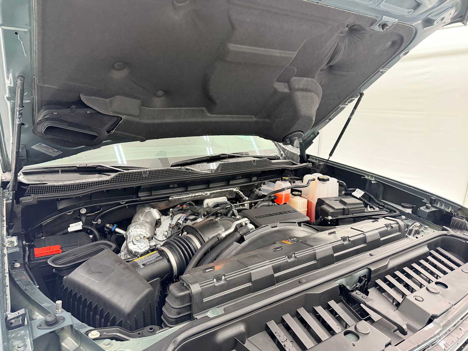 Thumbnail: 2026 Chevrolet Silverado 2500 - 16