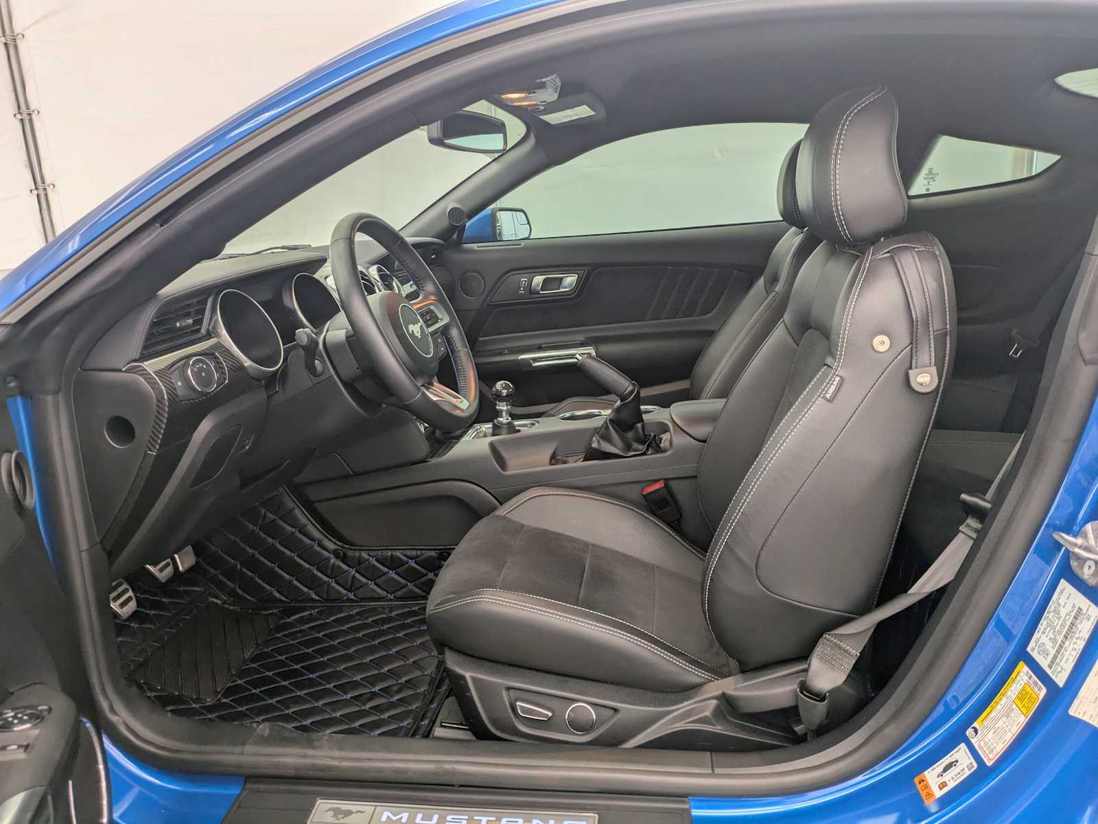 Thumbnail: 2019 Ford Mustang - 16