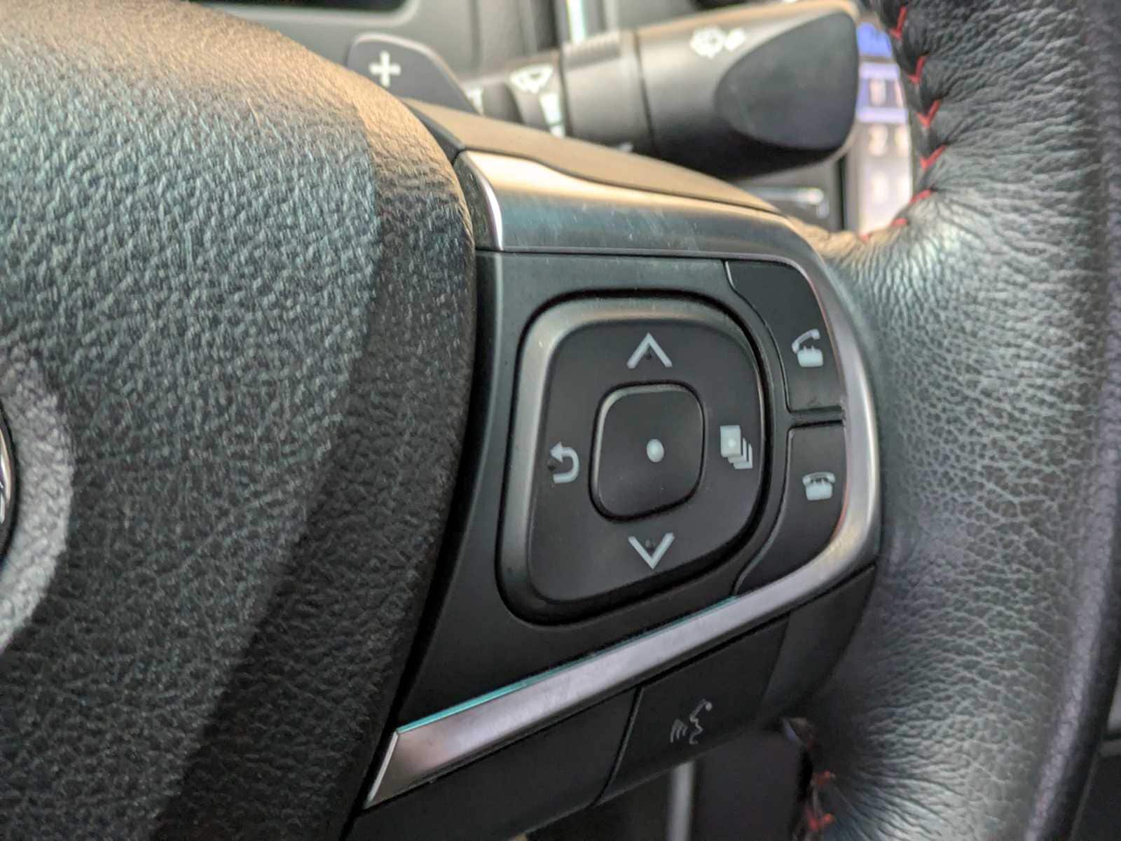 Thumbnail: 2017 Toyota Camry - 26