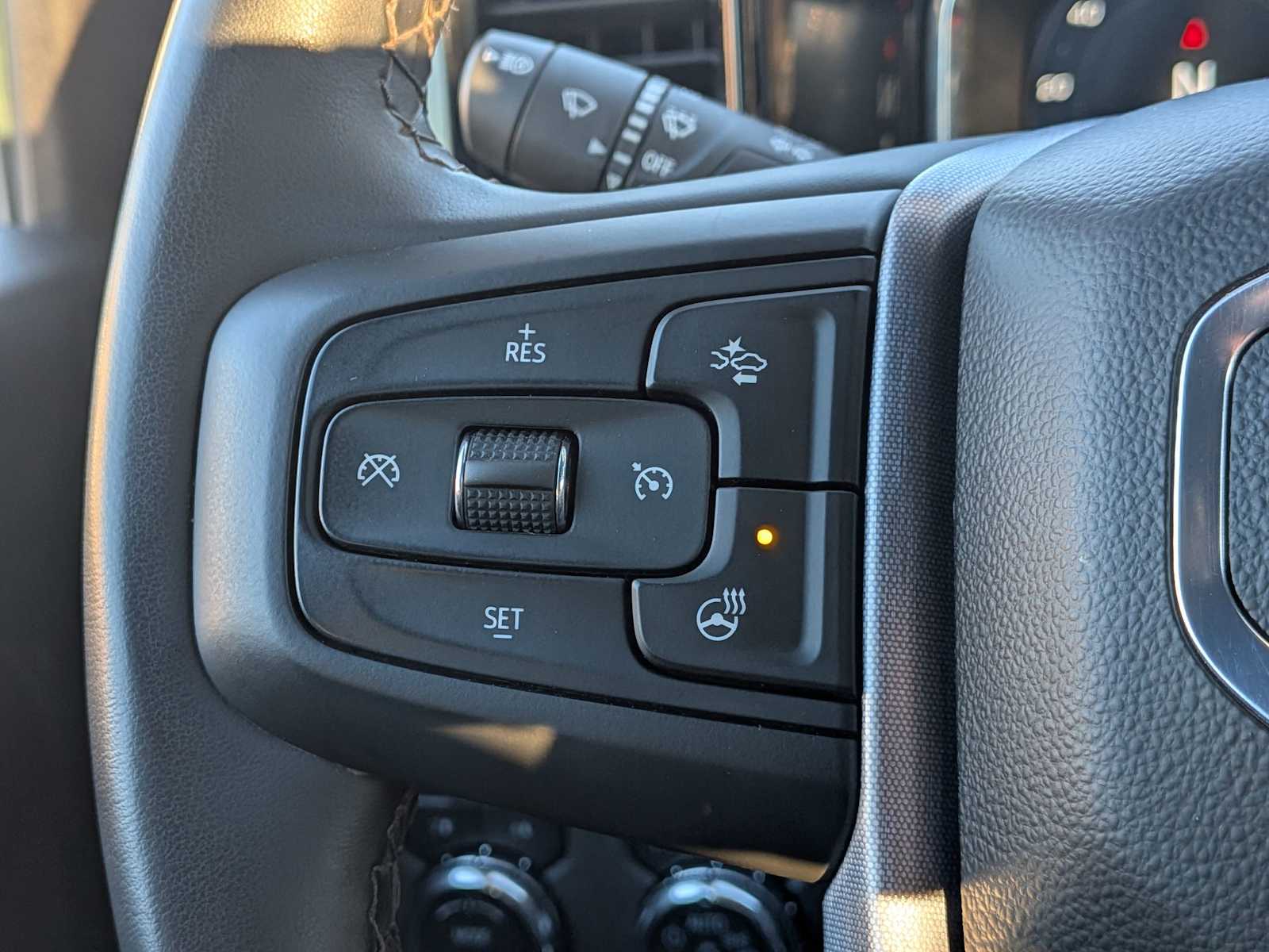 Thumbnail: 2025 GMC Sierra 3500 - 26