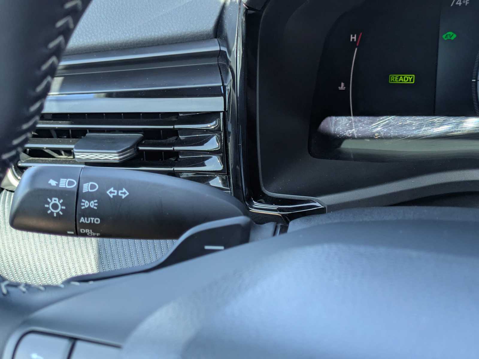 Thumbnail: 2025 Toyota Camry - 27