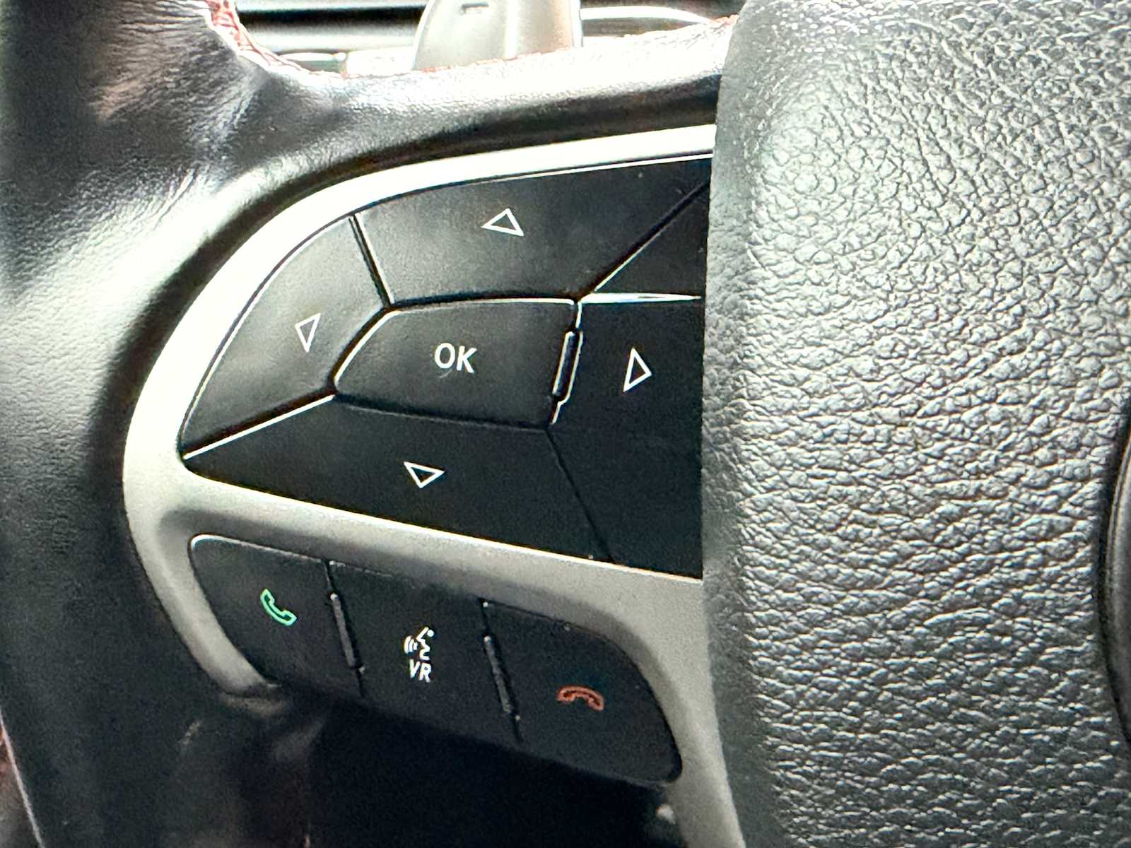 Thumbnail: 2021 Jeep Grand Cherokee - 26