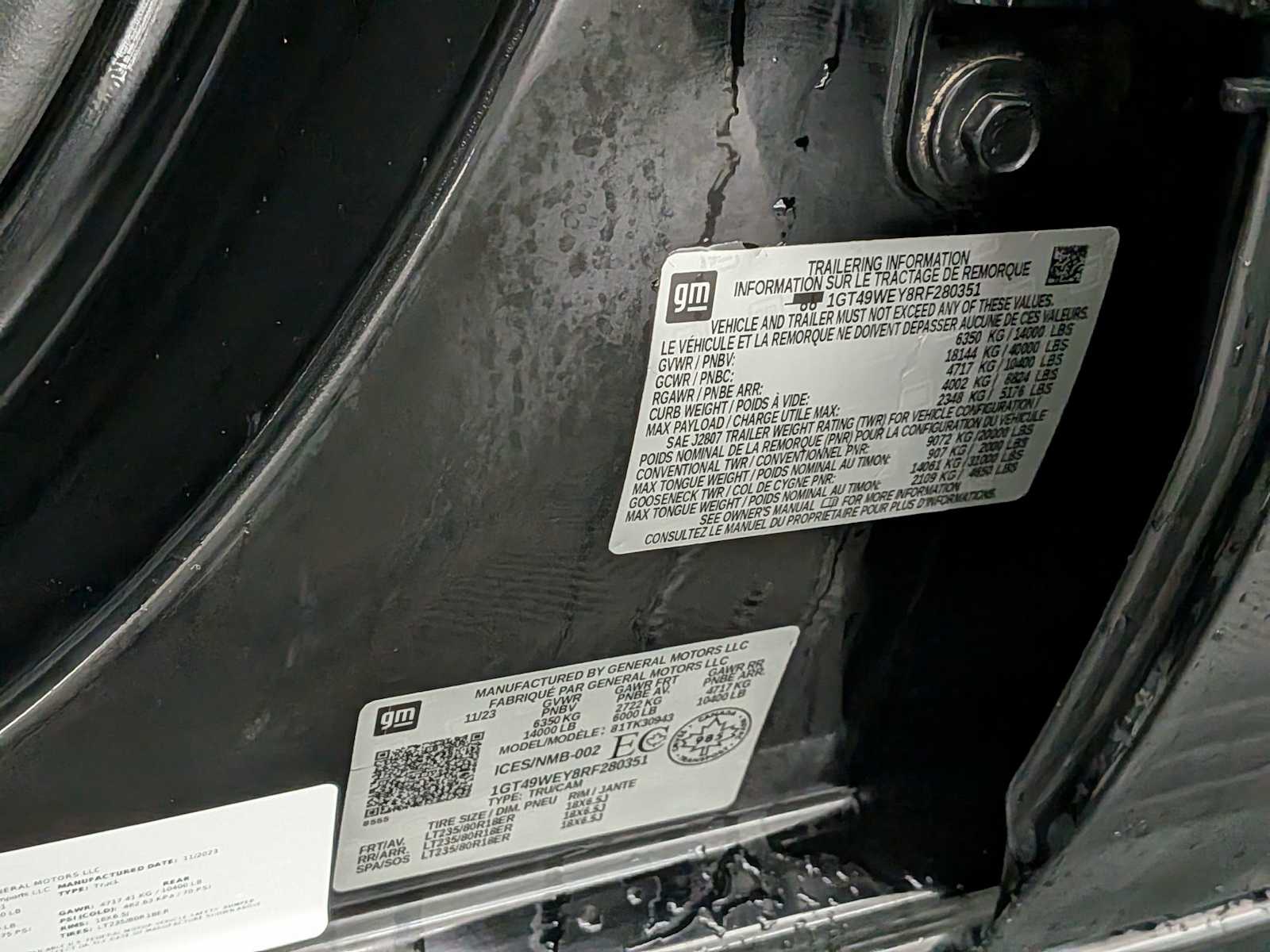 Thumbnail: 2024 GMC Sierra 3500 - 36