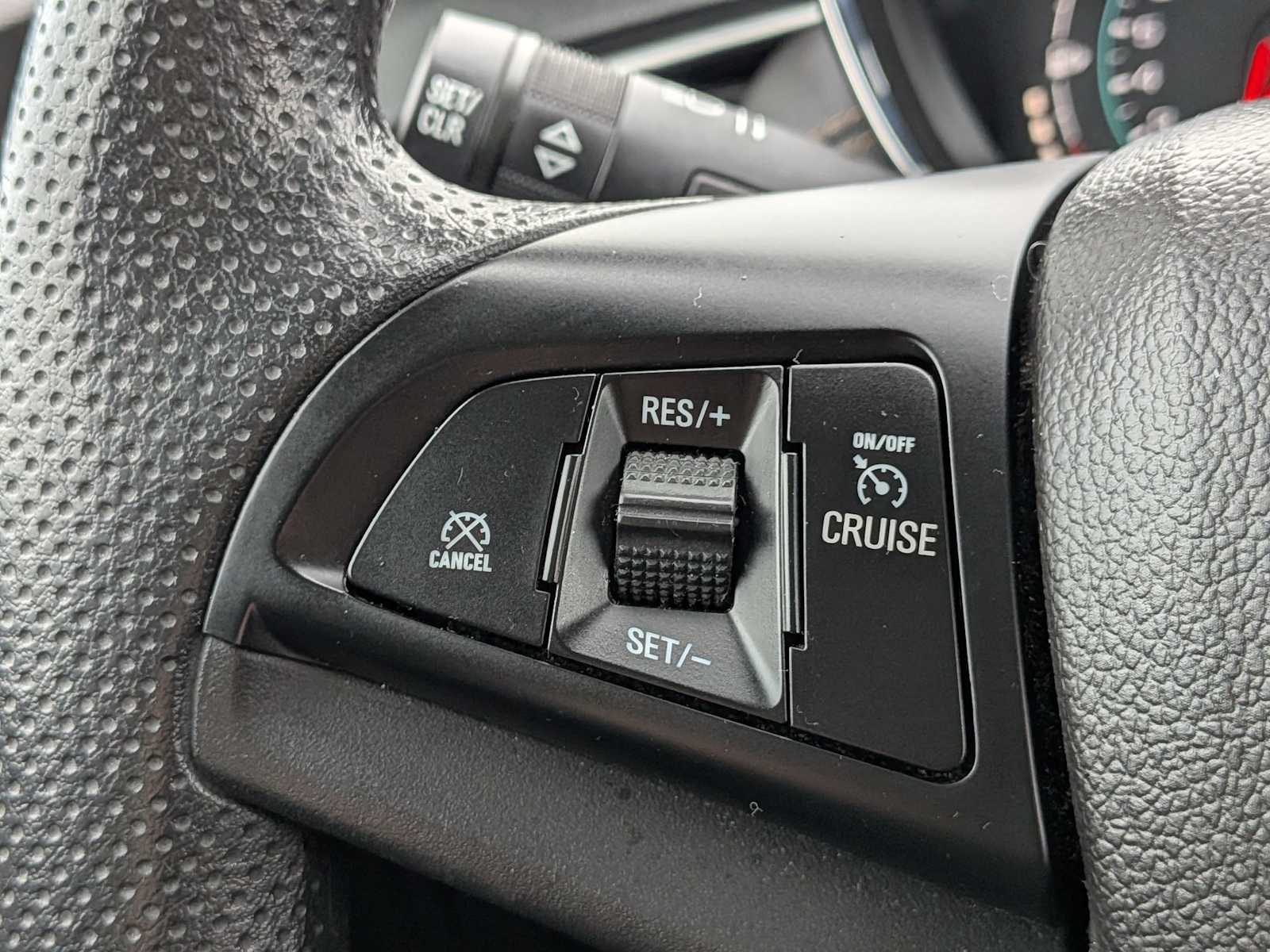 Thumbnail: 2021 Chevrolet Trax - 23