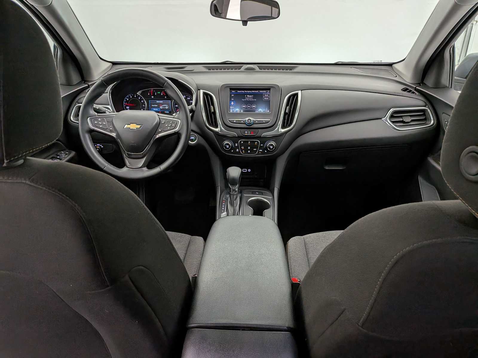 Thumbnail: 2024 Chevrolet Equinox - 16