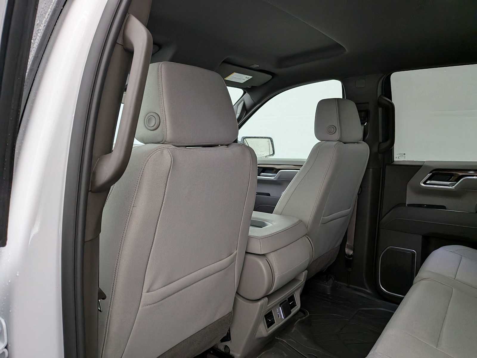 Thumbnail: 2026 Chevrolet Silverado 1500 - 23