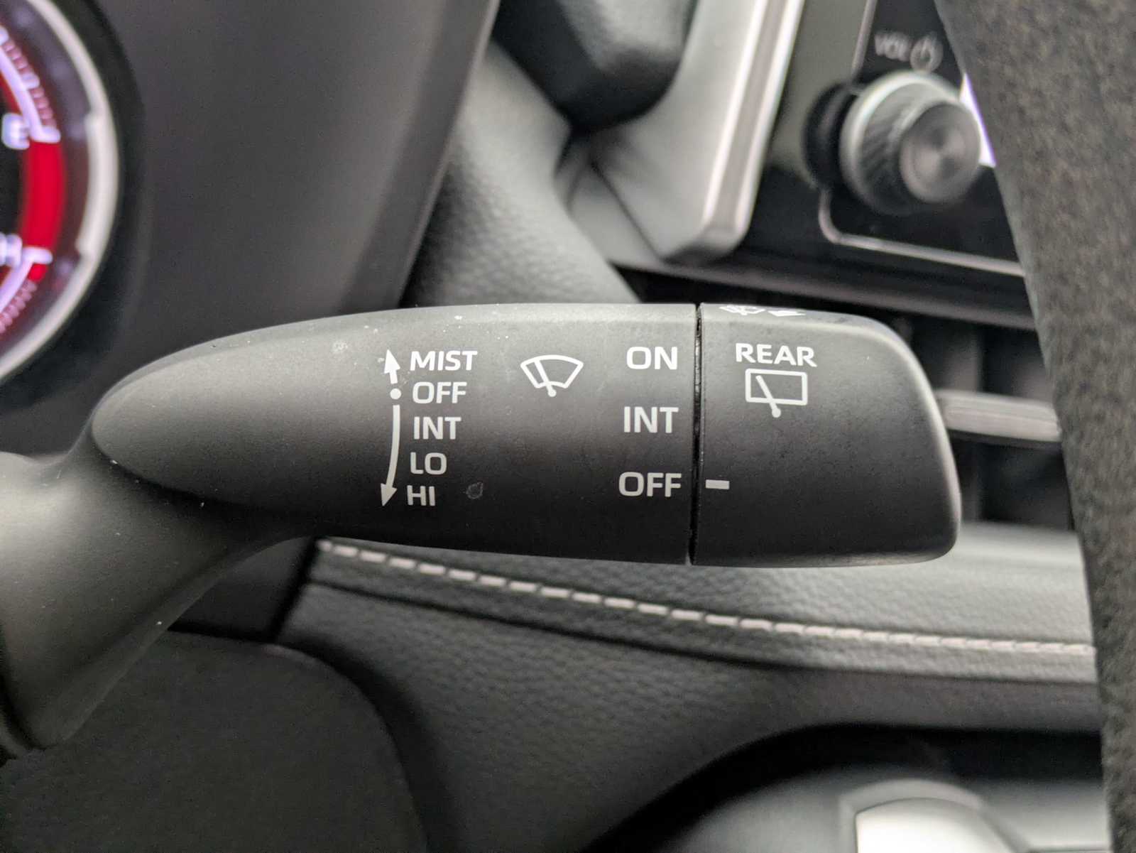 Thumbnail: 2024 Toyota RAV4 - 24