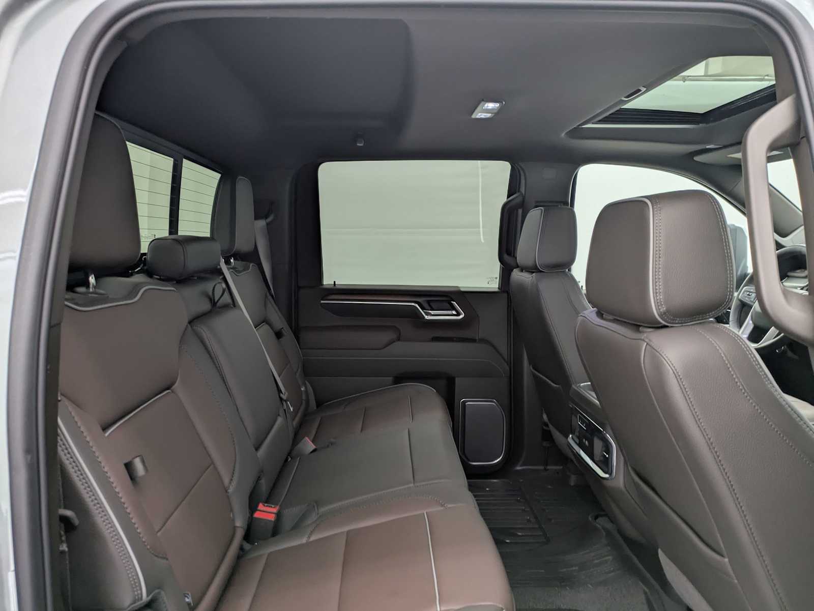 Thumbnail: 2025 GMC Sierra 2500 - 23