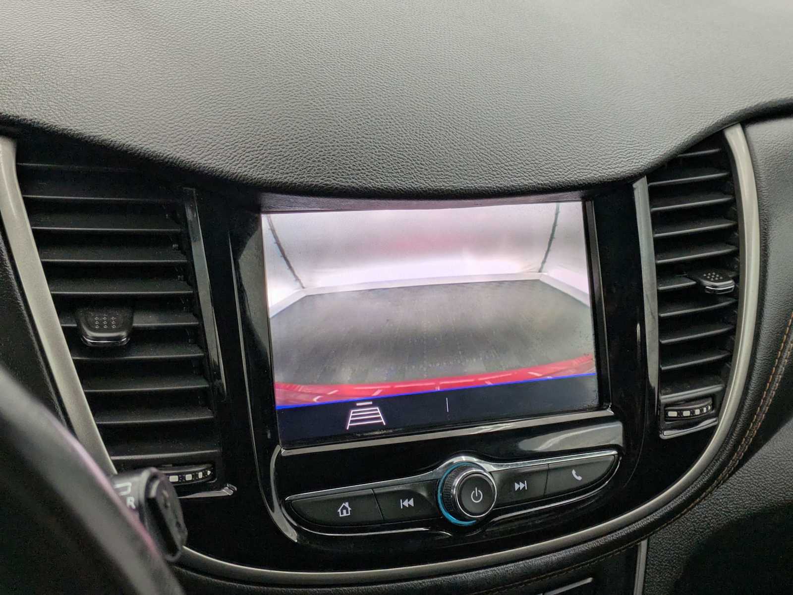 Thumbnail: 2020 Chevrolet Trax - 29