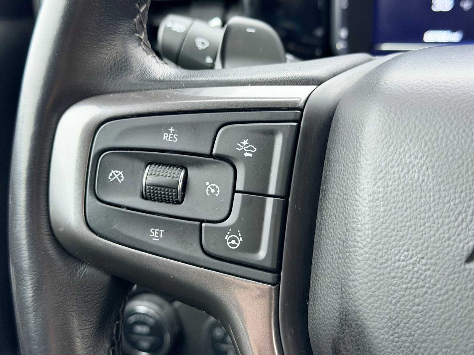 Thumbnail: 2024 Chevrolet Silverado 1500 - 27