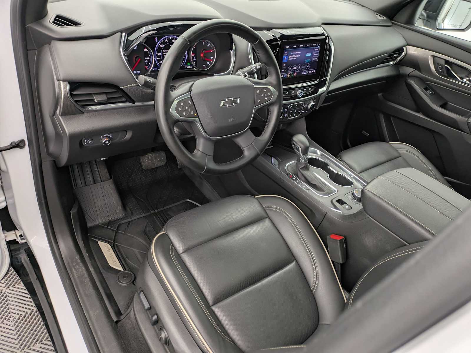 Thumbnail: 2024 Chevrolet Traverse - 2