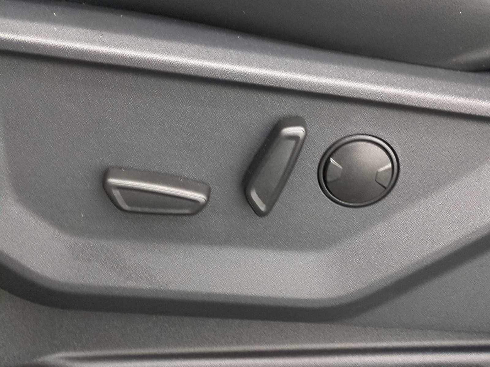 Thumbnail: 2025 Ford Expedition - 16