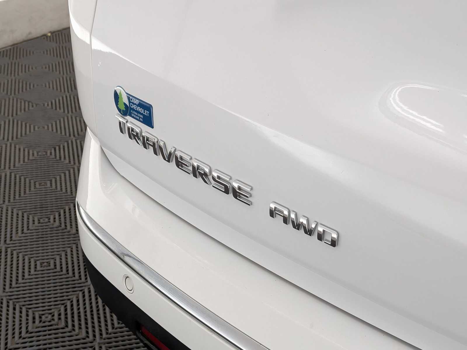 Thumbnail: 2019 Chevrolet Traverse - 13