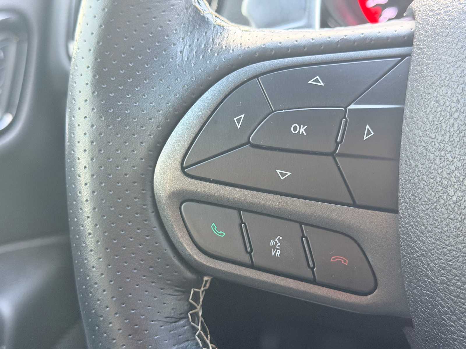 Thumbnail: 2022 Dodge Durango - 25