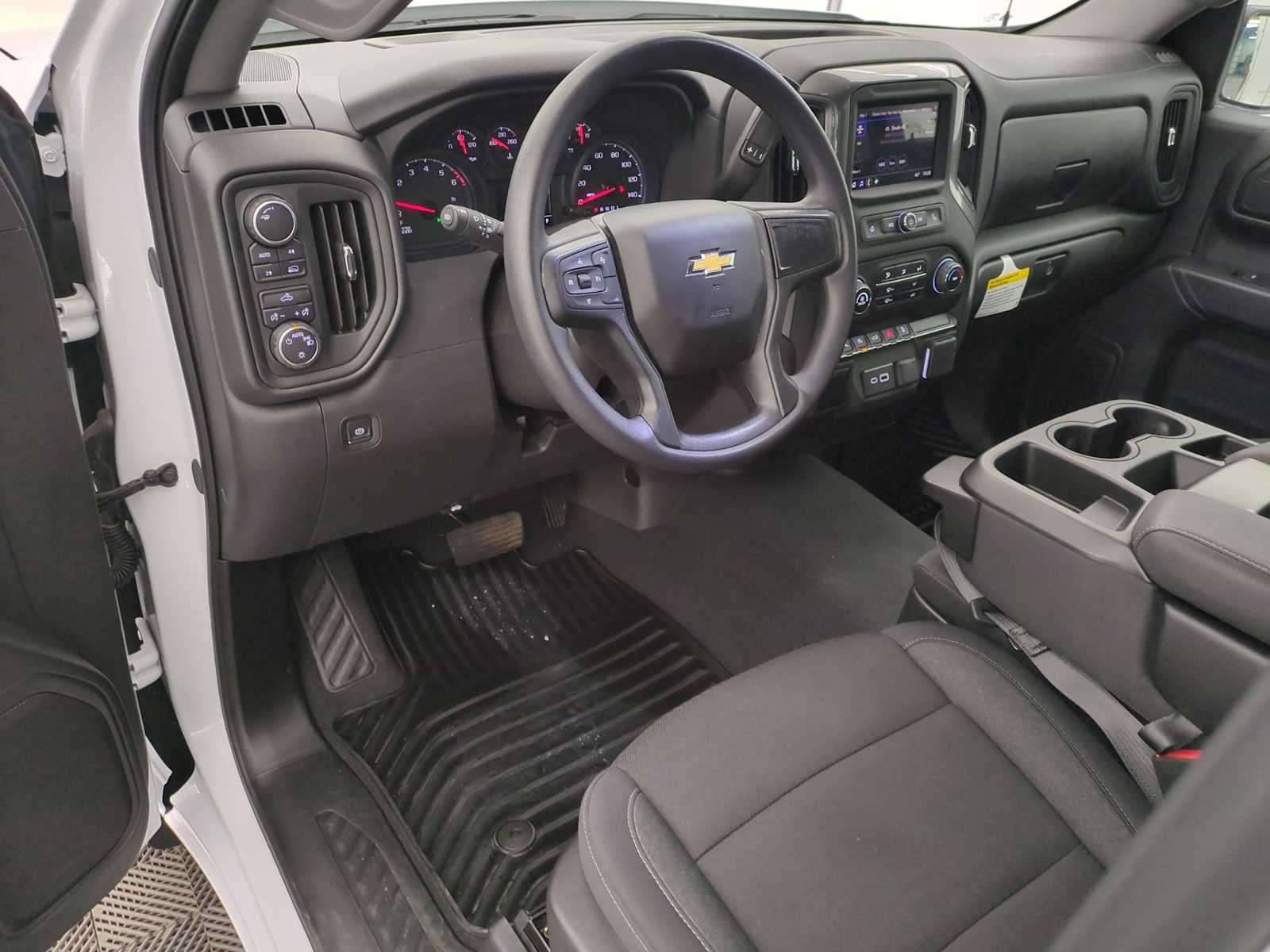 Thumbnail: 2025 Chevrolet Silverado 1500 - 2