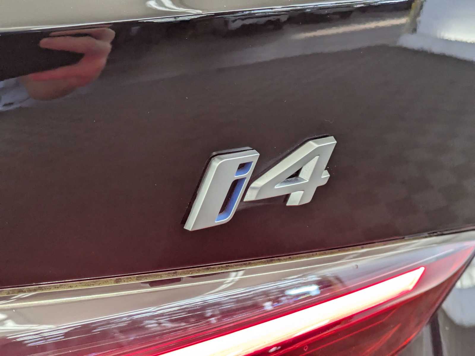 Thumbnail: 2022 BMW i4 - 12