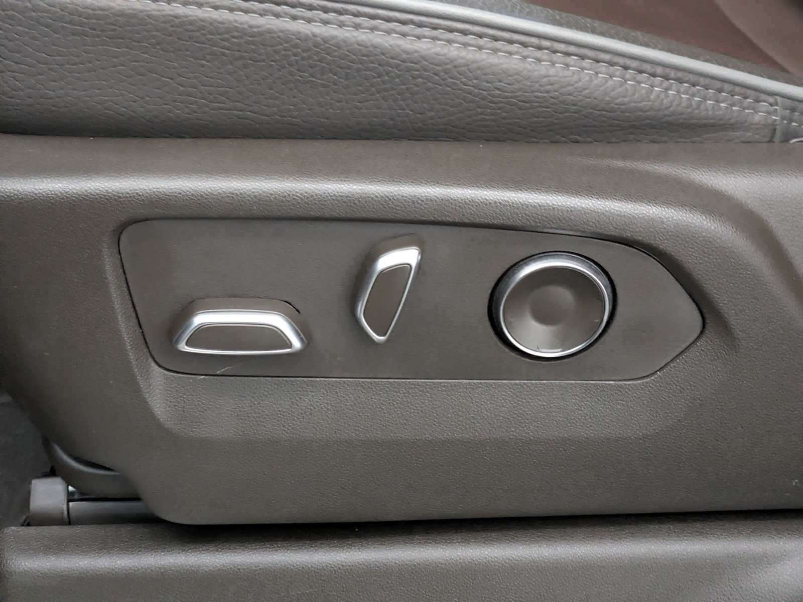 Thumbnail: 2025 GMC Sierra 2500 - 19