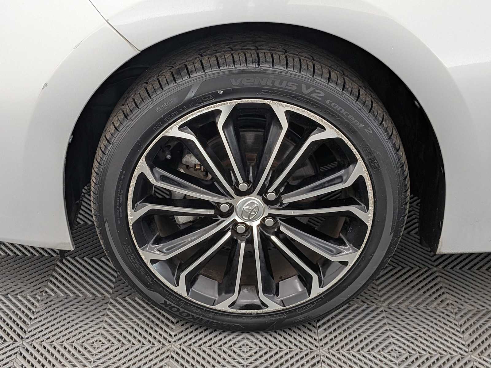 Thumbnail: 2016 Toyota Corolla - 15