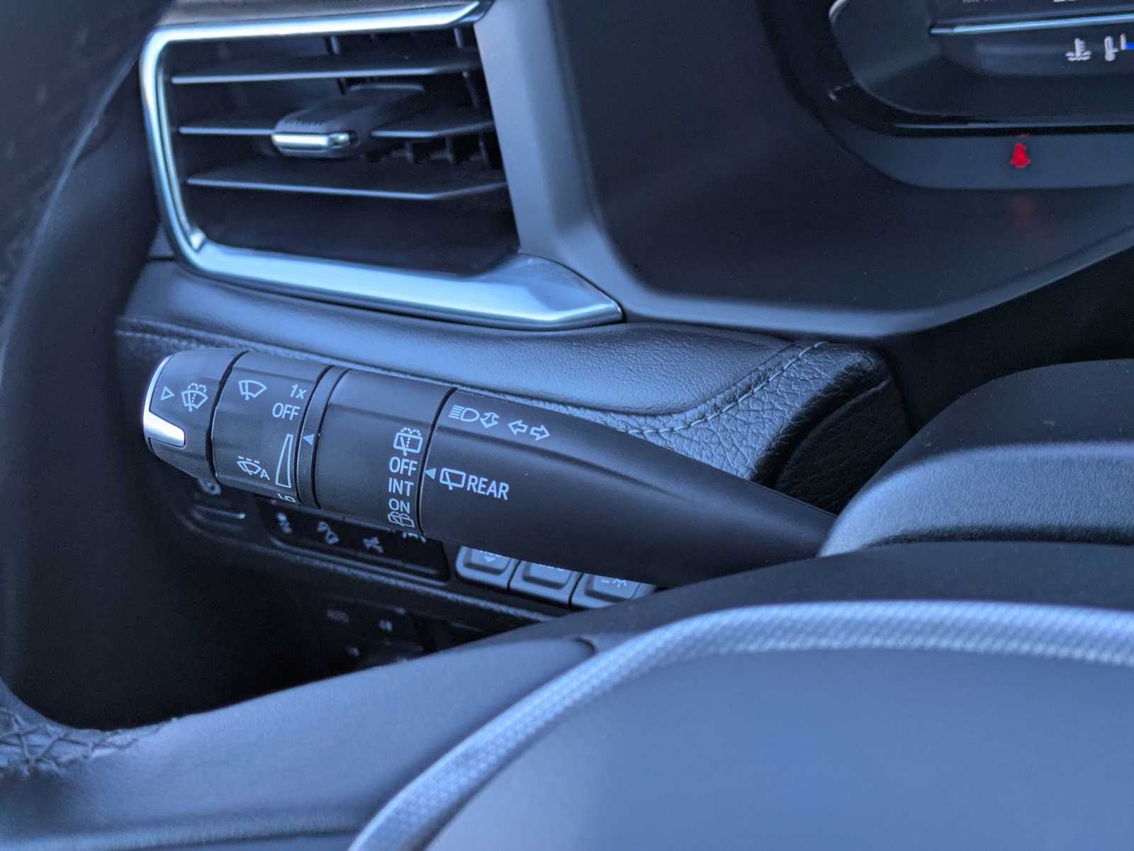 Thumbnail: 2024 GMC Yukon - 28