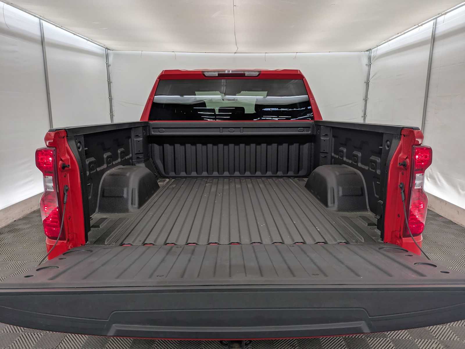 Thumbnail: 2024 Chevrolet Silverado 1500 - 32