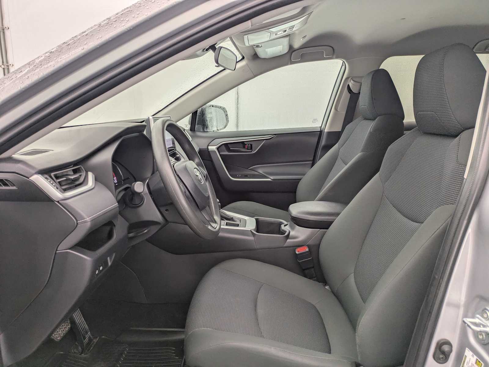 Thumbnail: 2024 Toyota RAV4 - 17