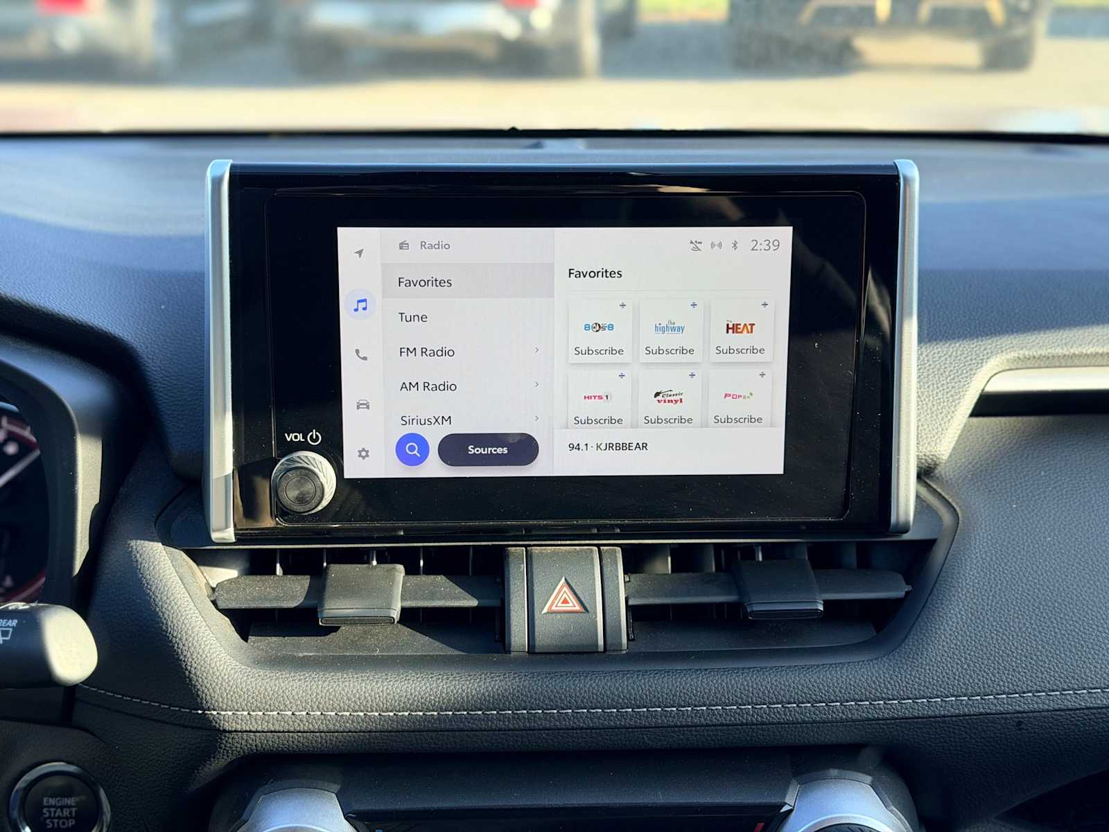 Thumbnail: 2023 Toyota RAV4 - 28