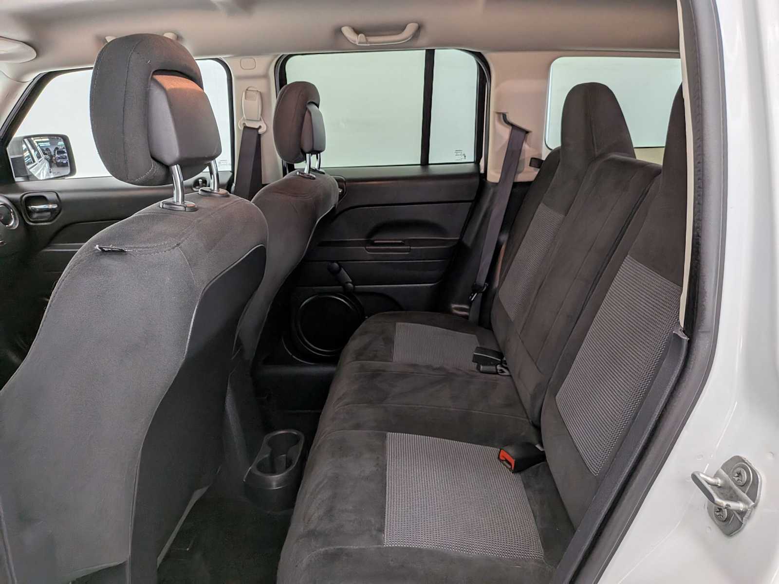 Thumbnail: 2016 Jeep Patriot - 19