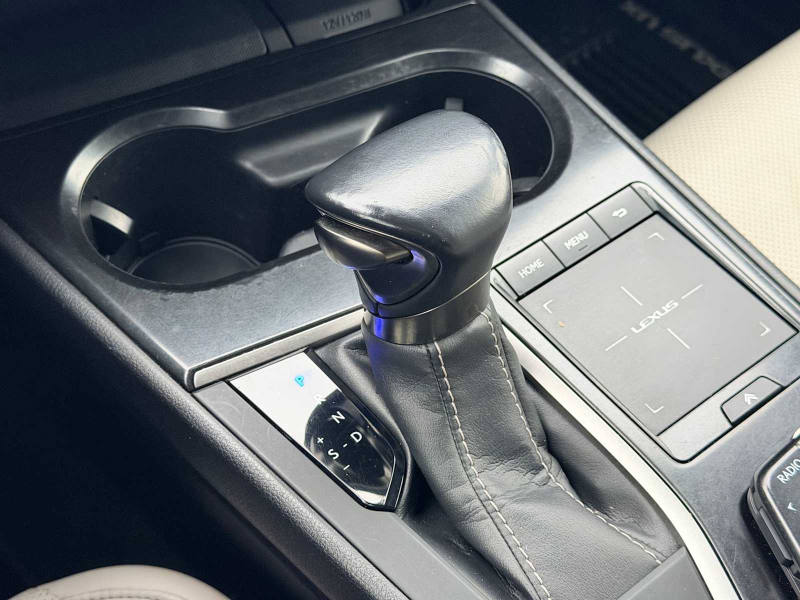 Thumbnail: 2019 Lexus UX - 31