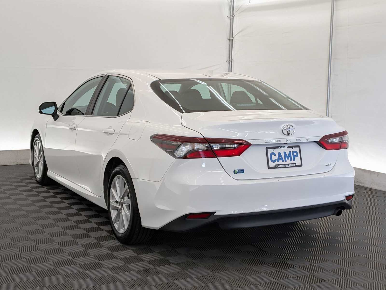 2024 Toyota Camry LE photo 3