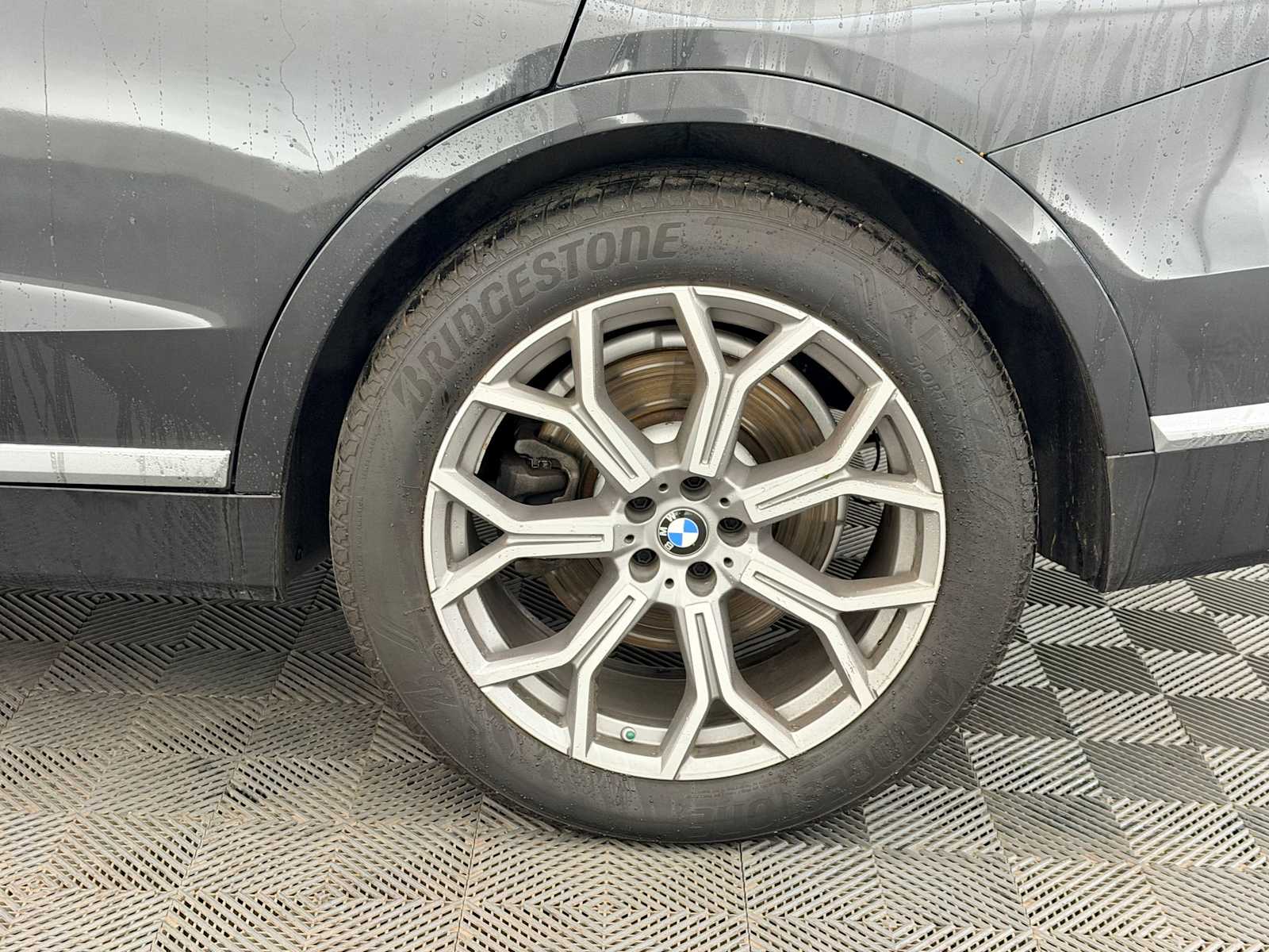 Thumbnail: 2022 BMW X7 - 14