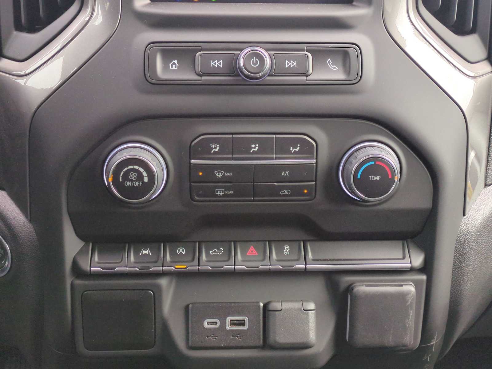 Thumbnail: 2025 Chevrolet Silverado 1500 - 25