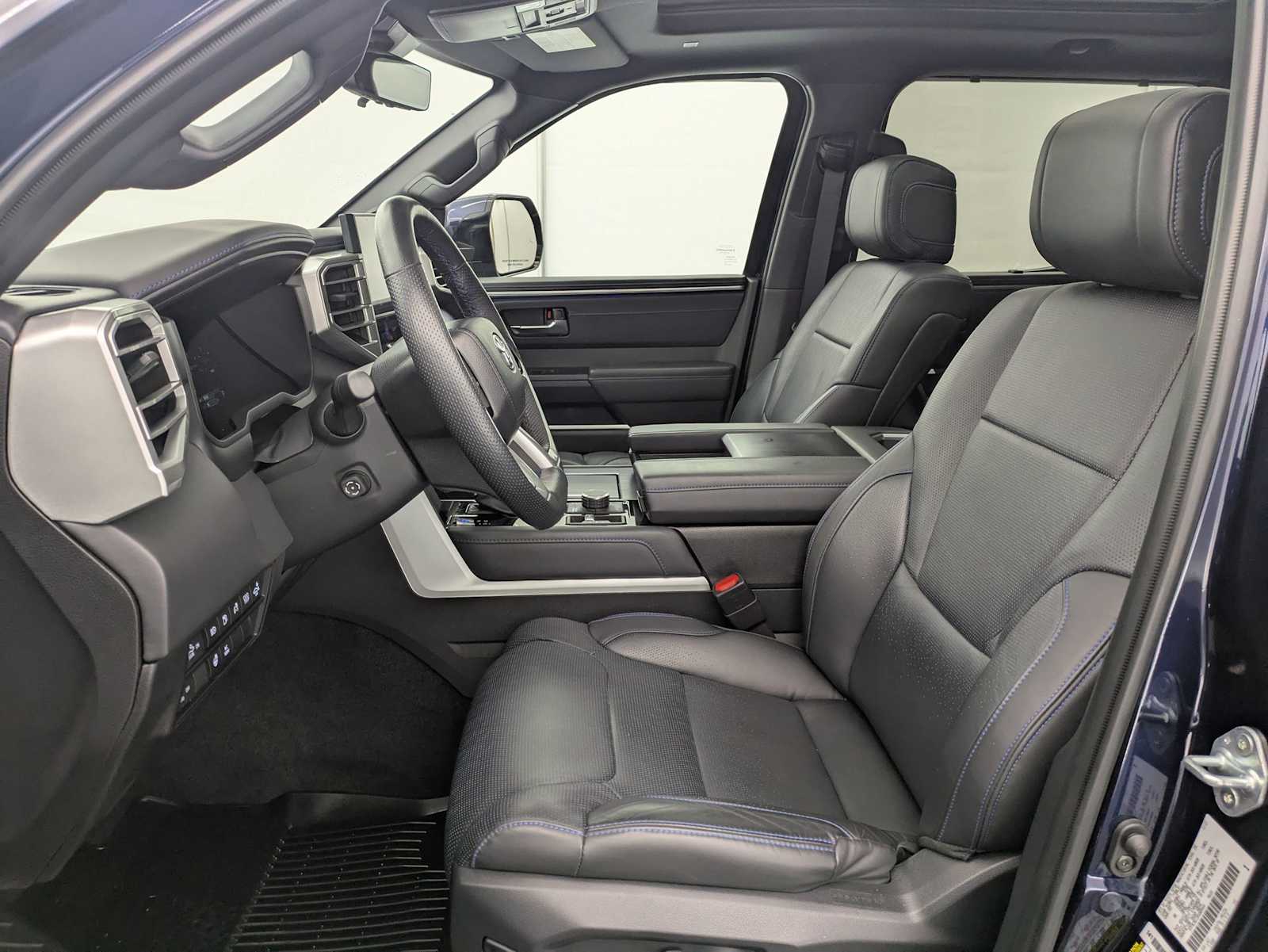 Thumbnail: 2024 Toyota Tundra - 18