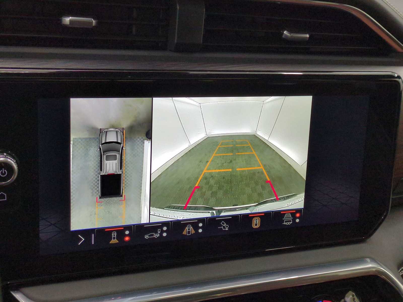 Thumbnail: 2025 GMC Sierra 1500 - 27