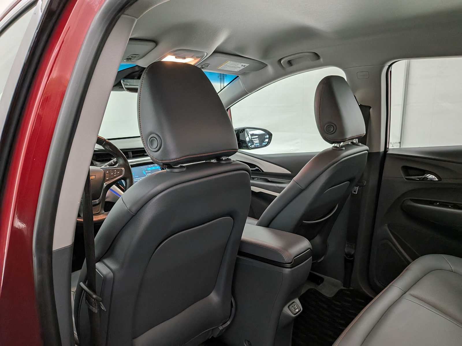 Thumbnail: 2021 Chevrolet Bolt EV - 18