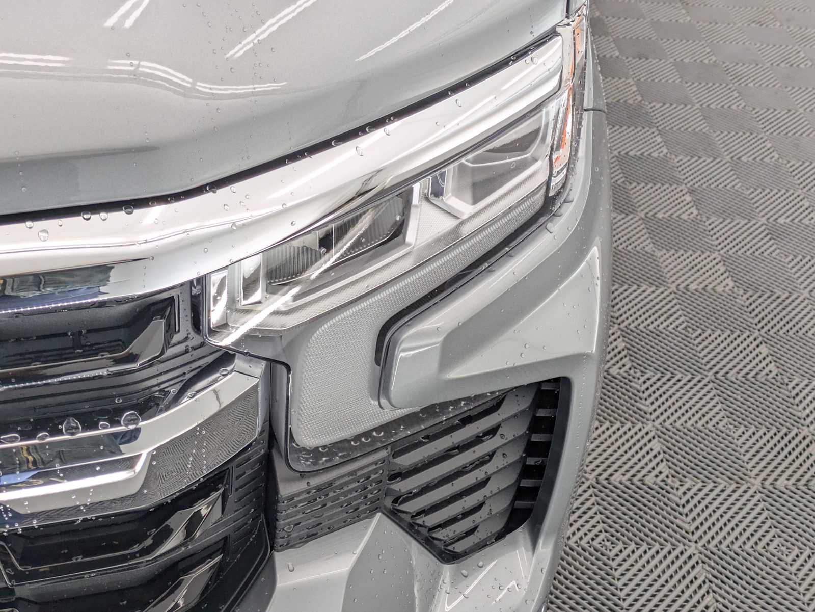 Thumbnail: 2026 Chevrolet Silverado 1500 - 10