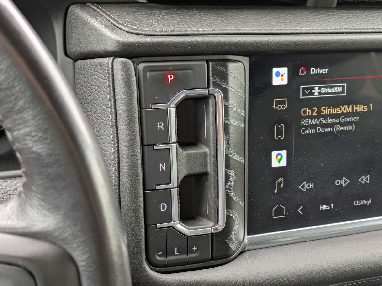 2022 GMC Yukon Denali 33