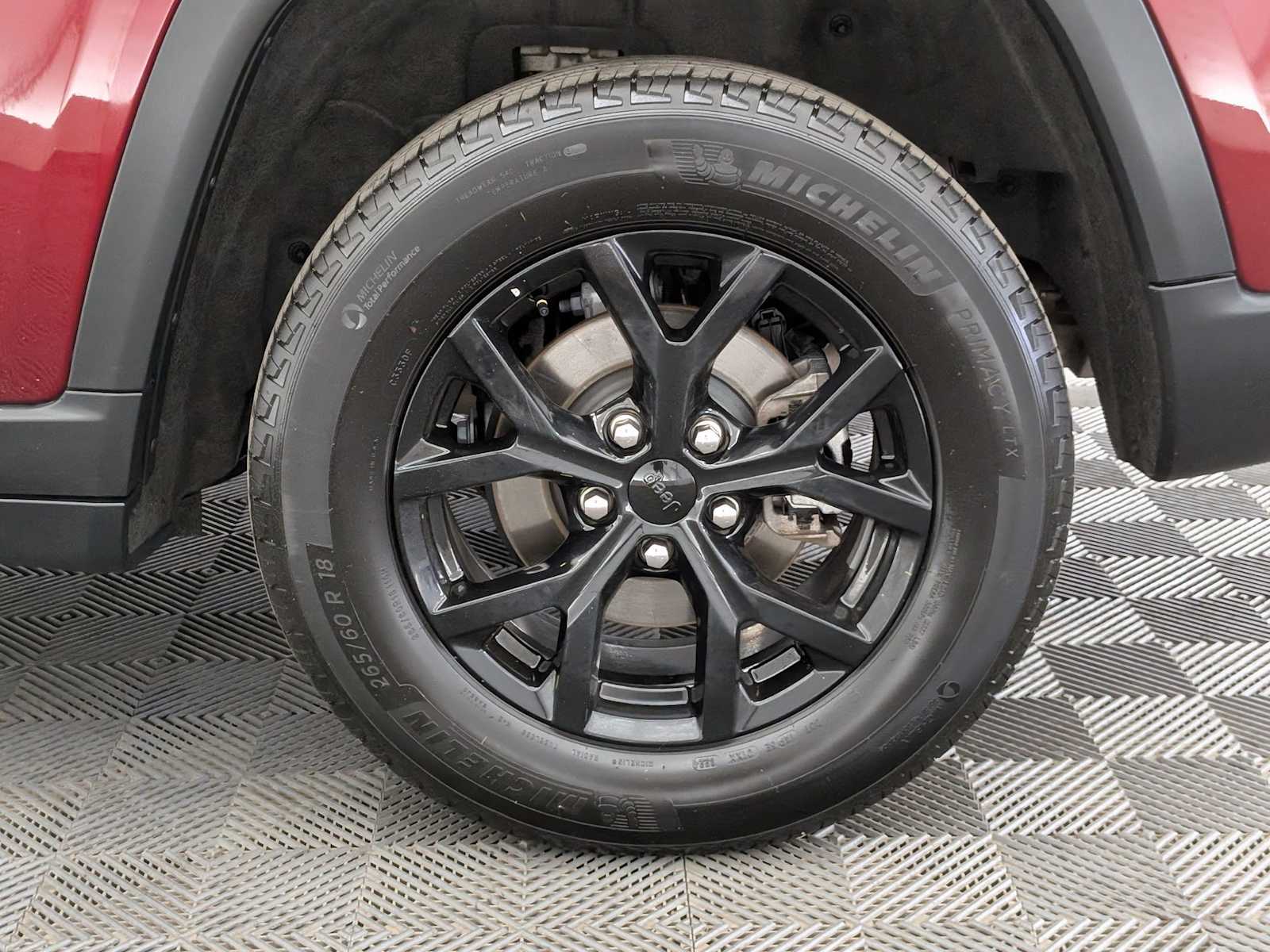 Thumbnail: 2024 Jeep Grand Cherokee - 14