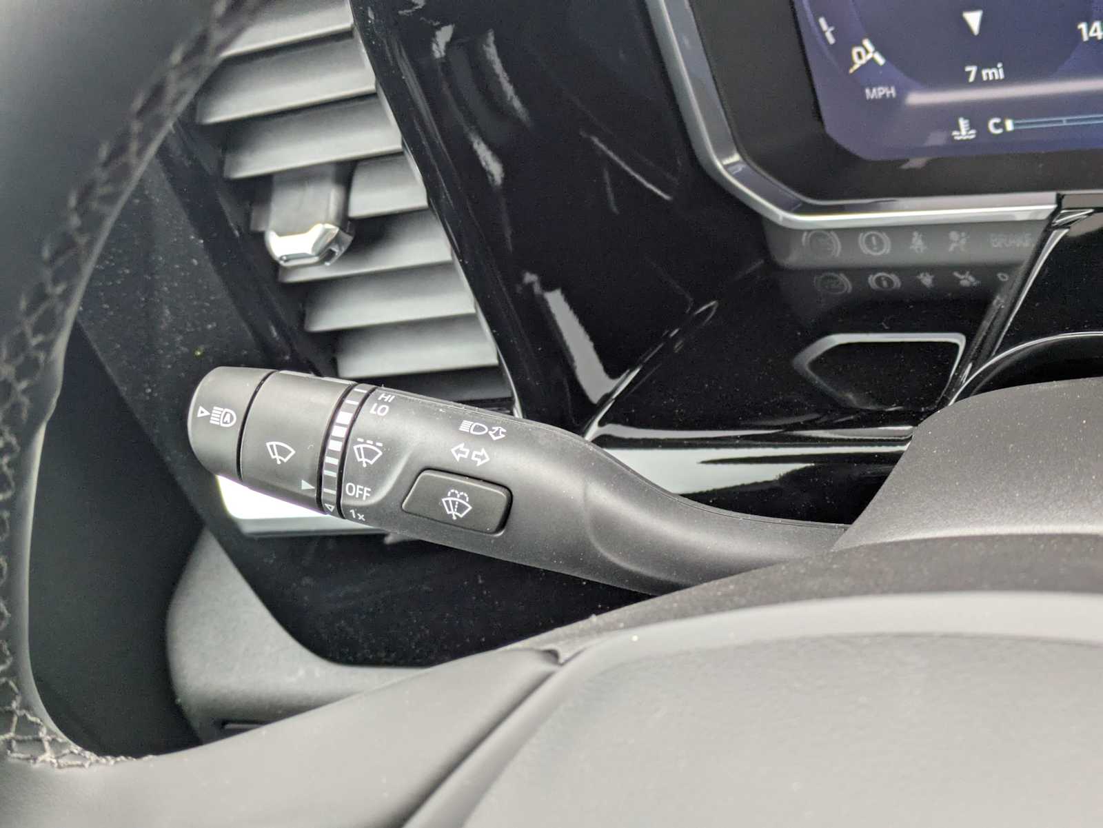 Thumbnail: 2026 Chevrolet Silverado 1500 - 27