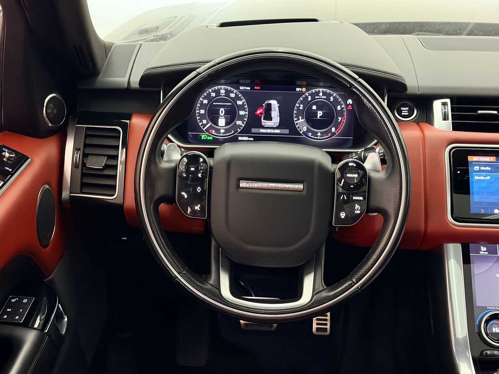 Thumbnail: 2018 Land Rover Range Rover Sport - 24