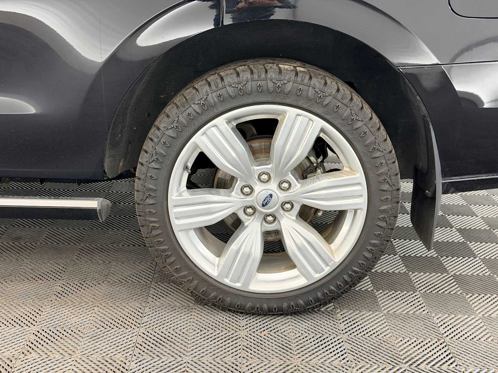 Thumbnail: 2021 Ford Expedition - 13