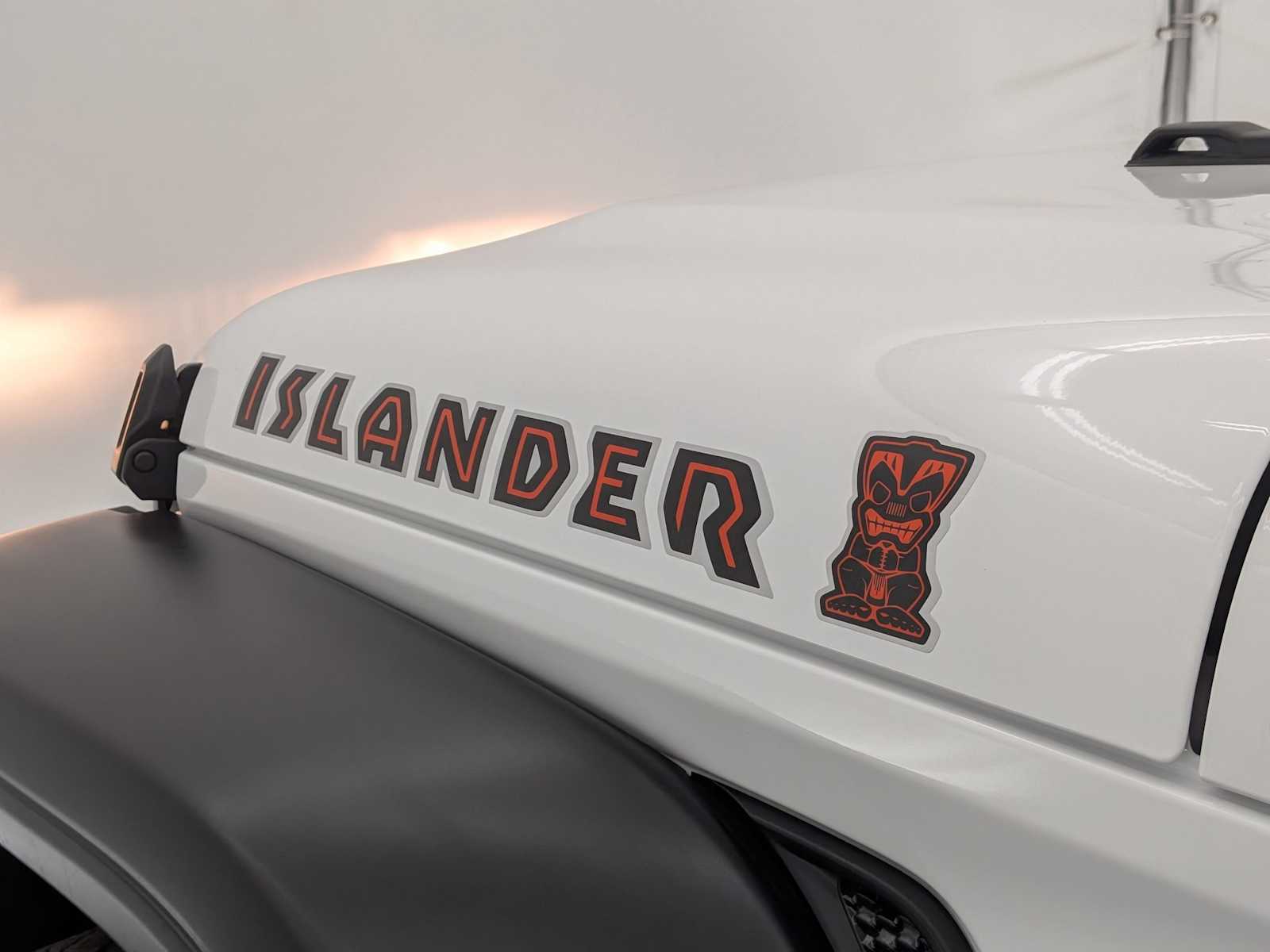 Thumbnail: 2021 Jeep Wrangler - 13