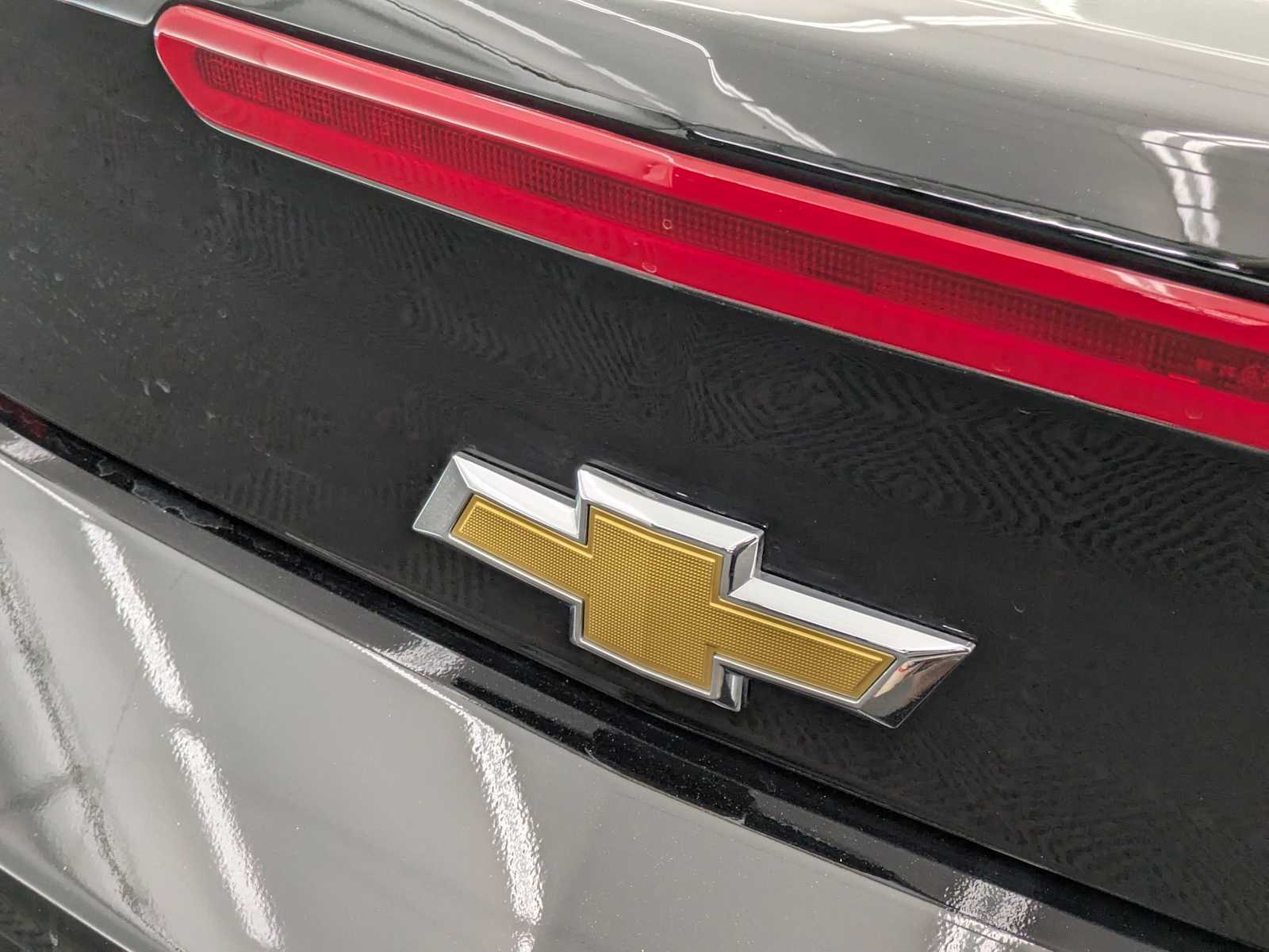 Thumbnail: 2019 Chevrolet Camaro - 12